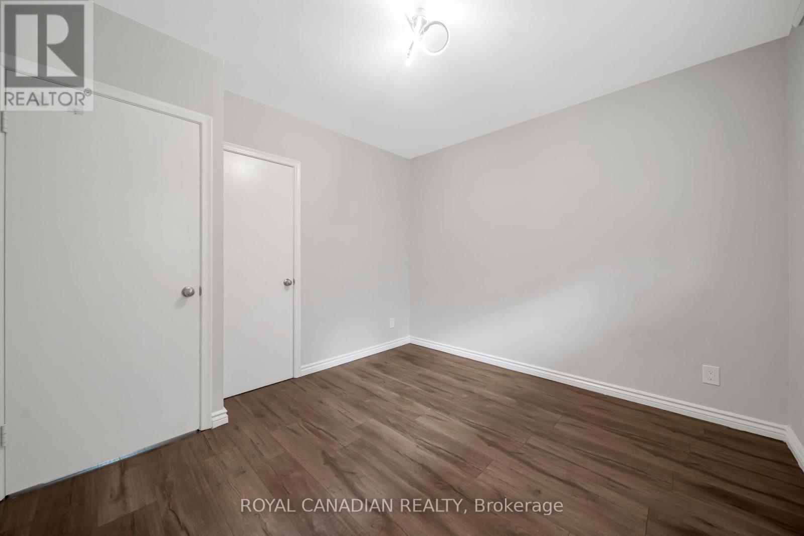 284 Cedar Crescent Property Photo 27