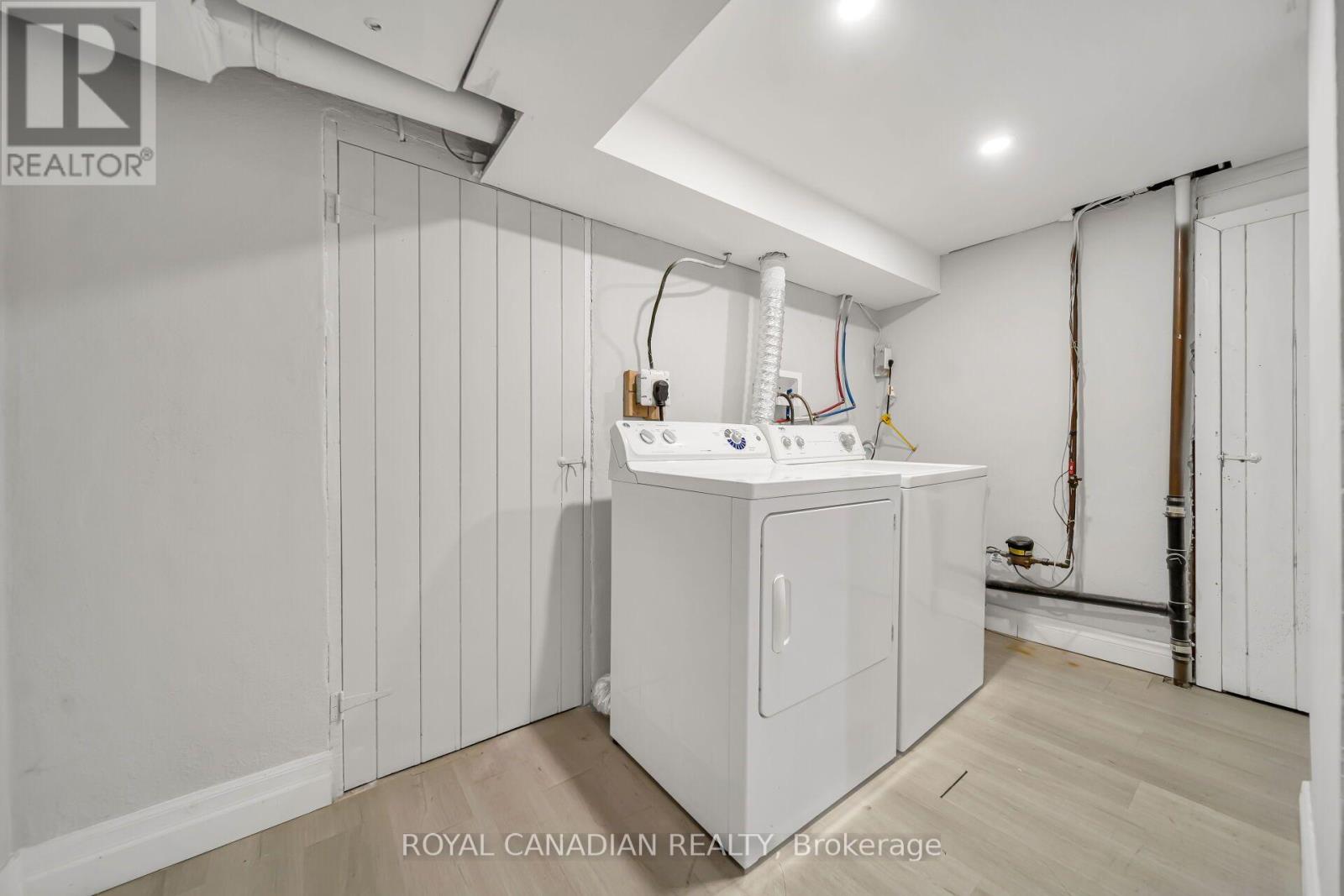 284 Cedar Crescent Property Photo 34