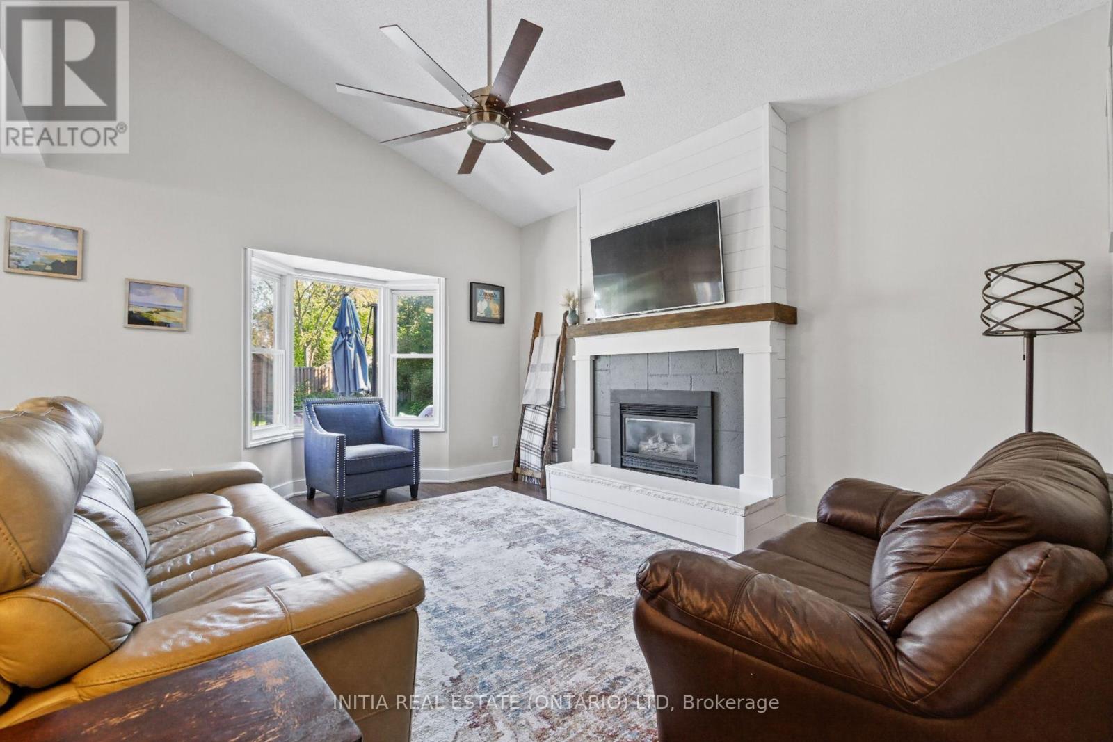 10 Handorf Drive Property Photo 7