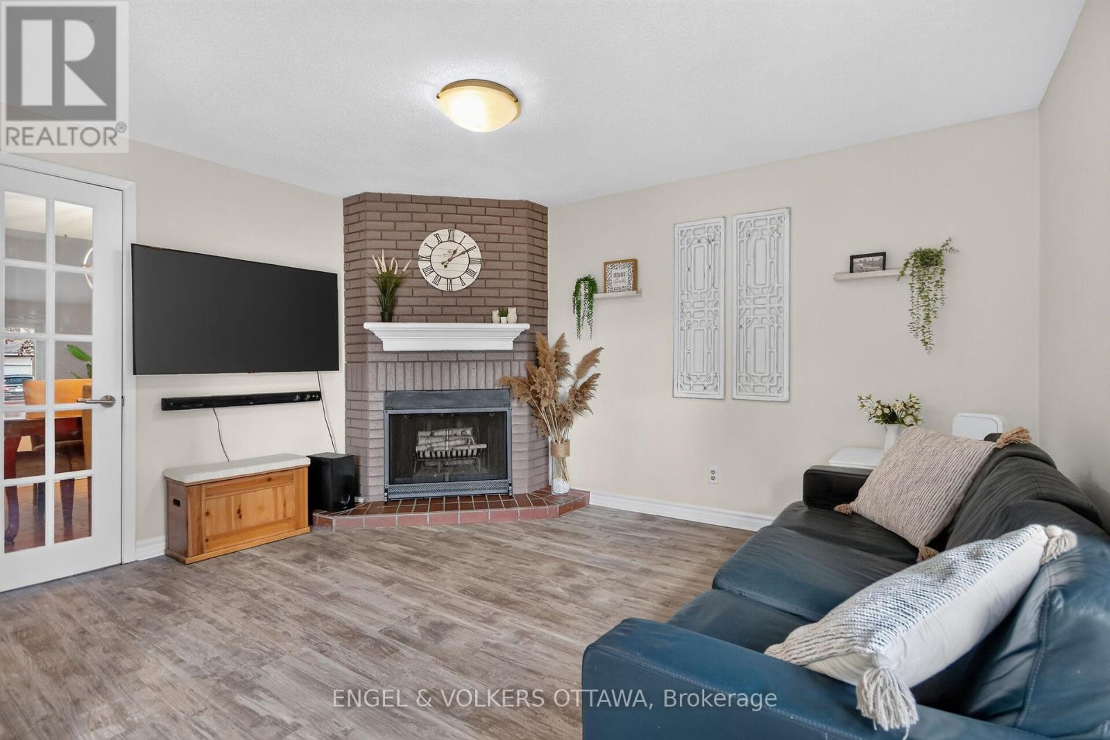 138 Sherway Drive Property Photo 17