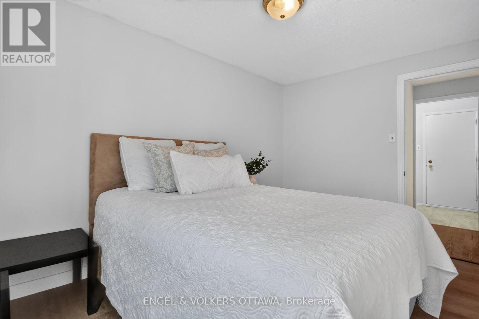 138 Sherway Drive Property Photo 20