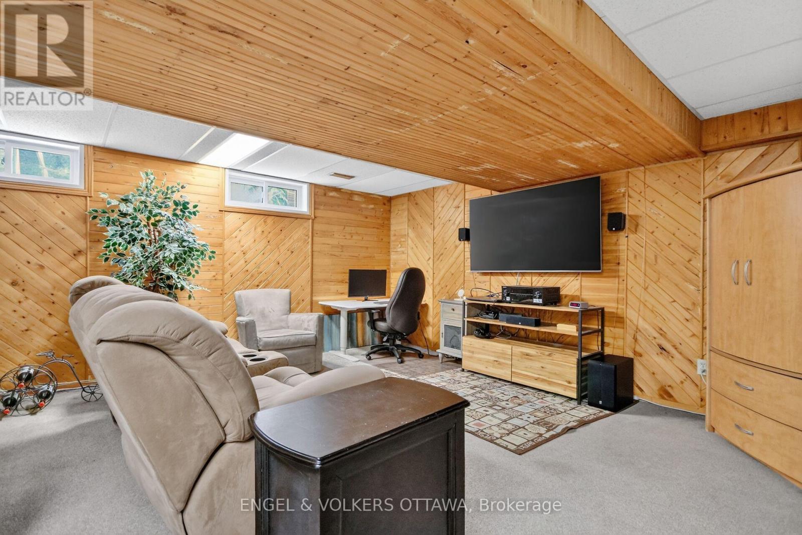 138 Sherway Drive Property Photo 32