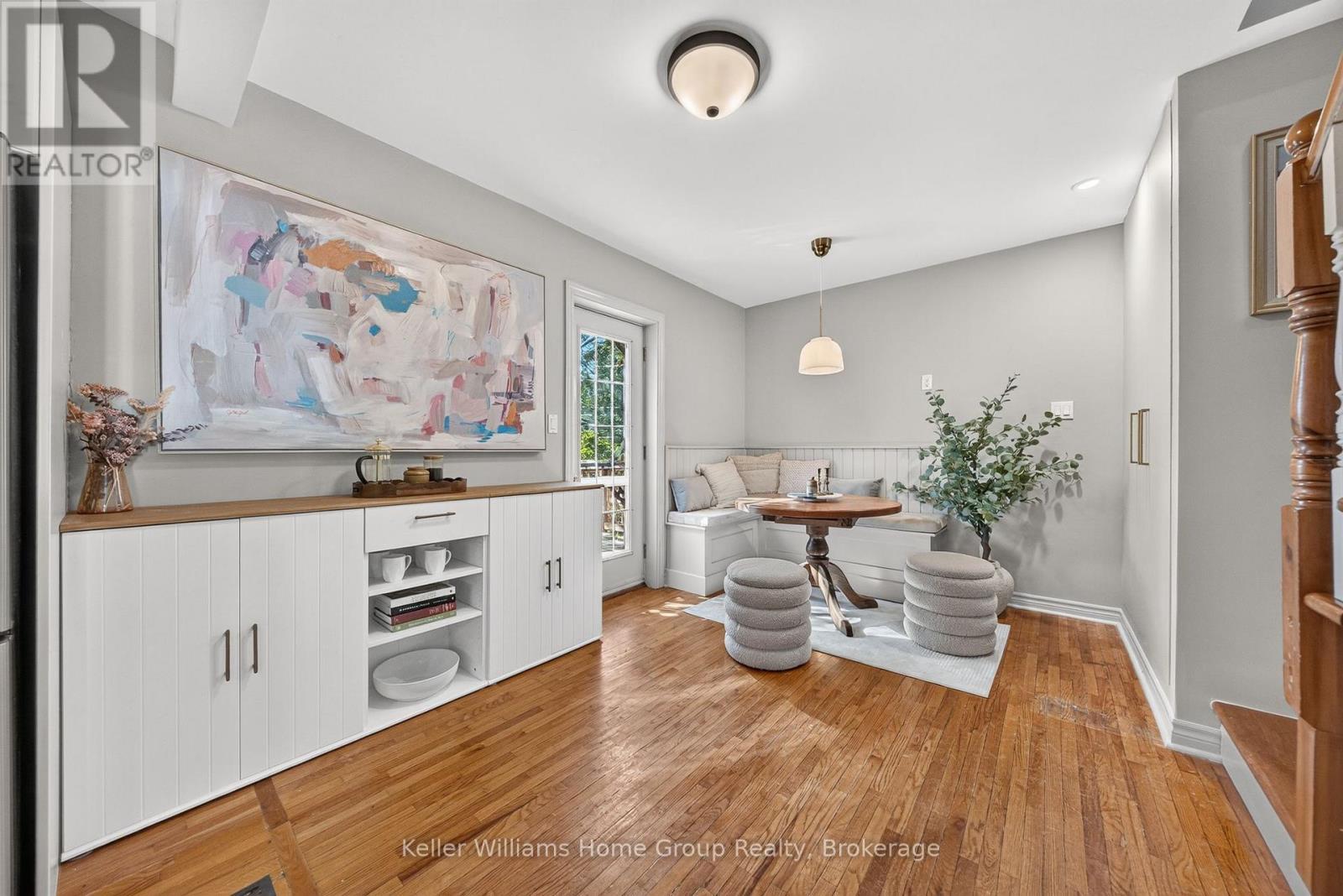 130 Yorkshire Street N Property Photo 23