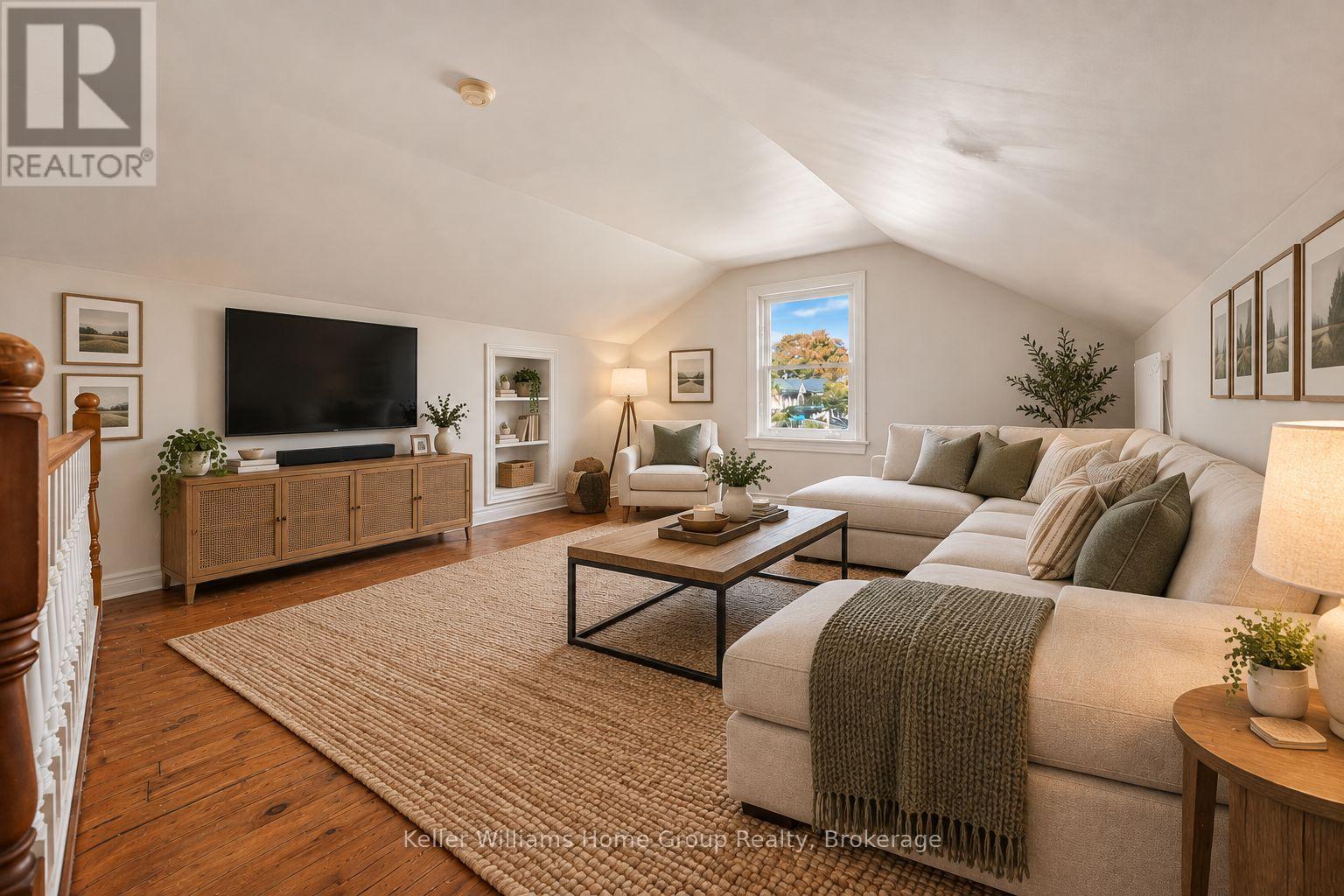 130 Yorkshire Street N Property Photo 33