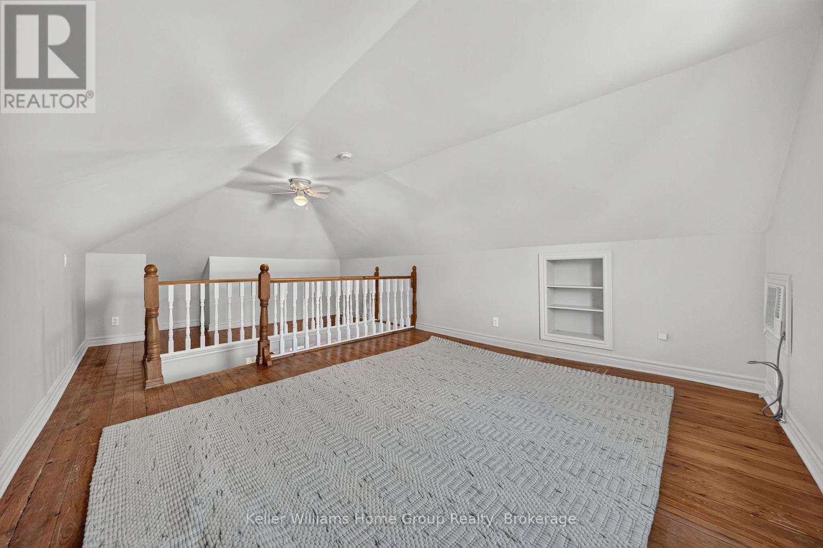 130 Yorkshire Street N Property Photo 36