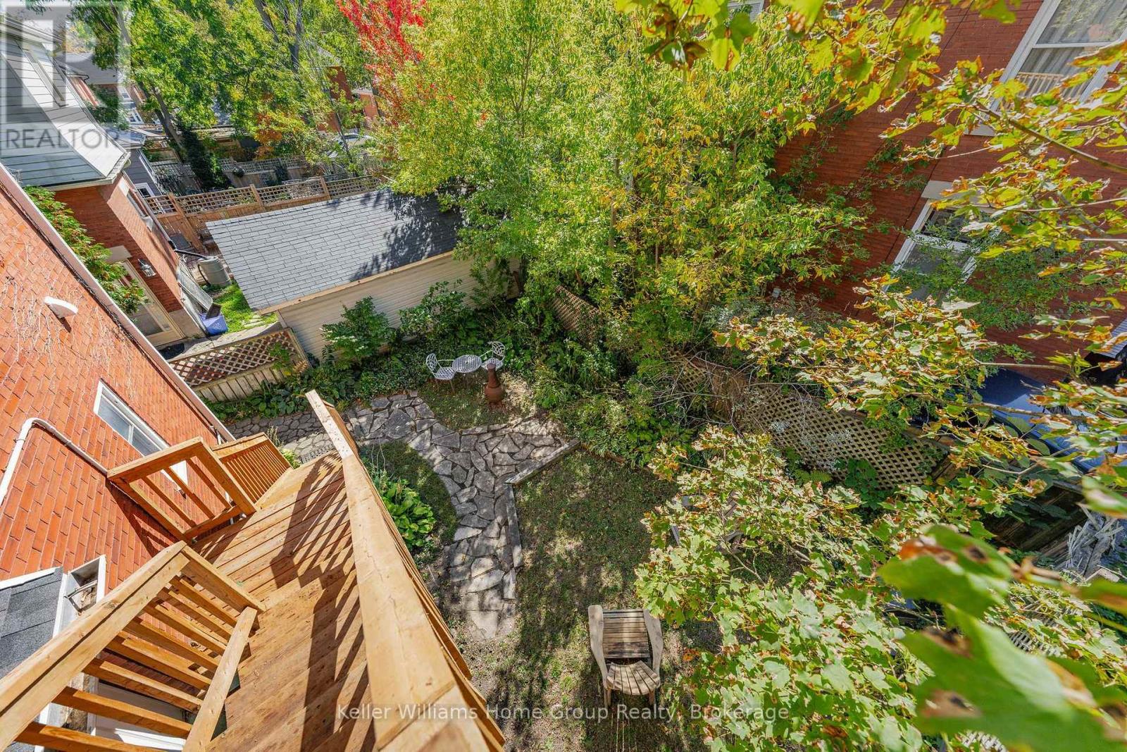 130 Yorkshire Street N Property Photo 41