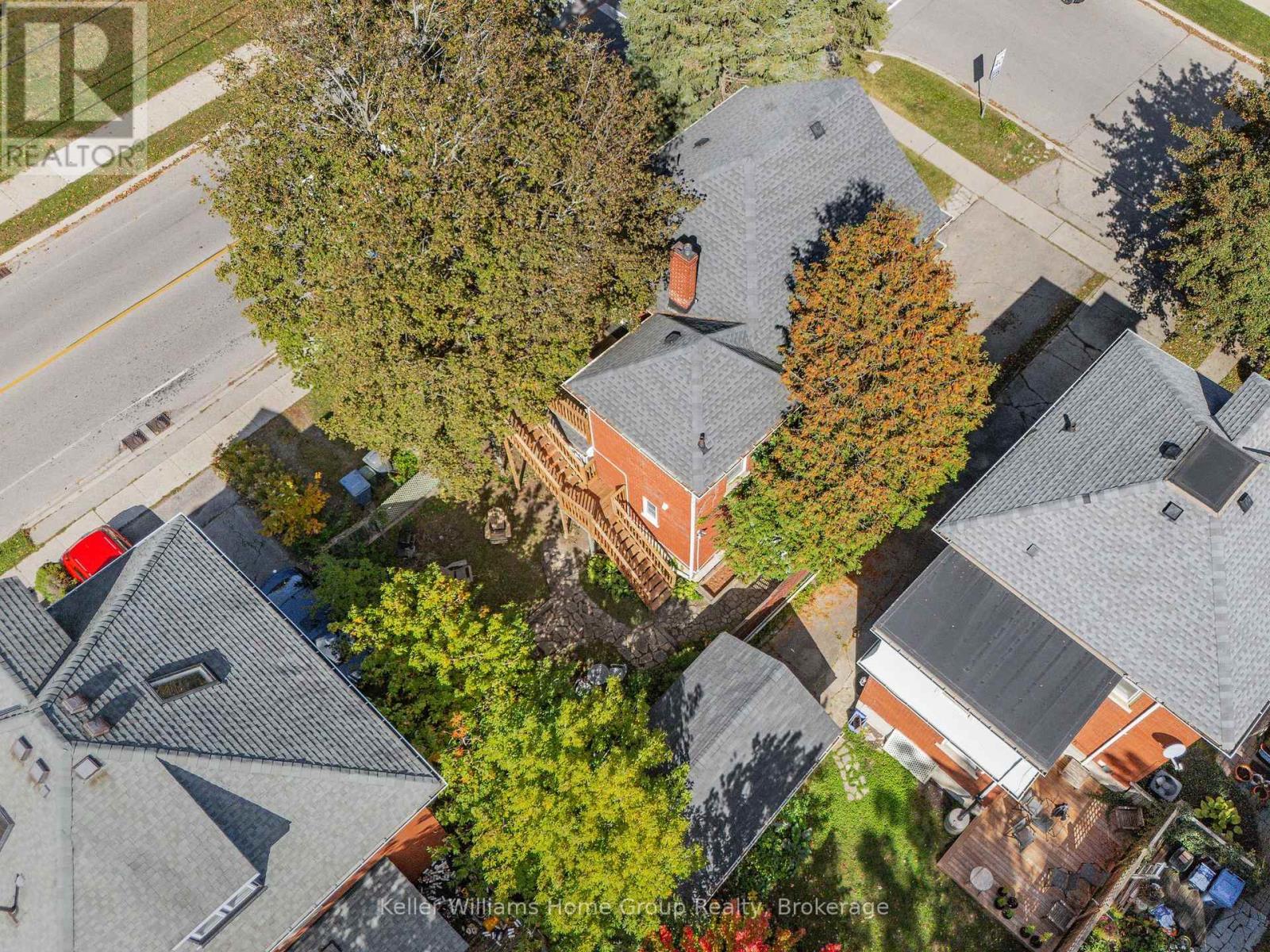 130 Yorkshire Street N Property Photo 48