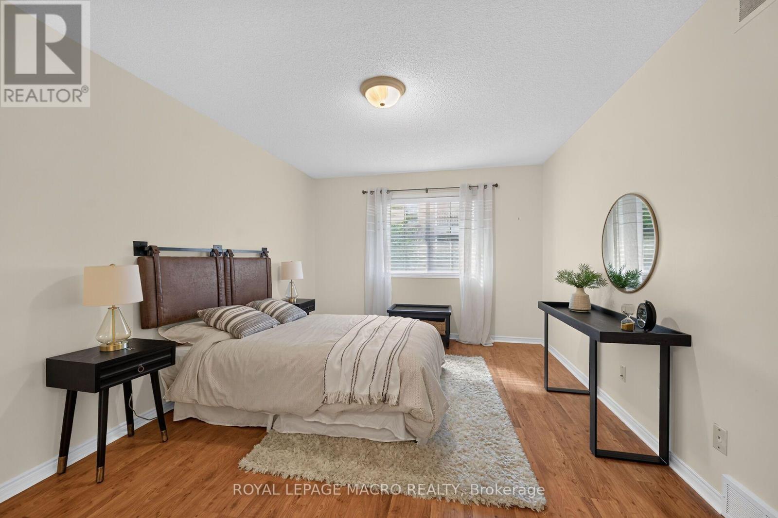 4 - 4108 Loganberry Court Property Photo 25