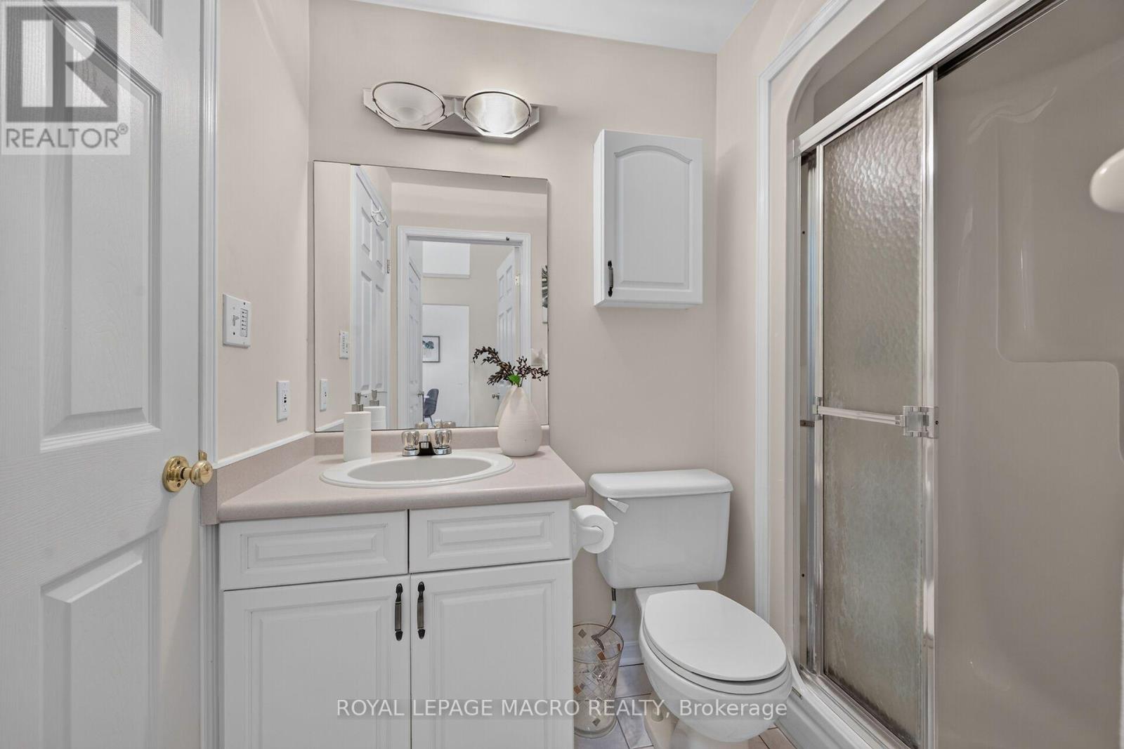 4 - 4108 Loganberry Court Property Photo 33