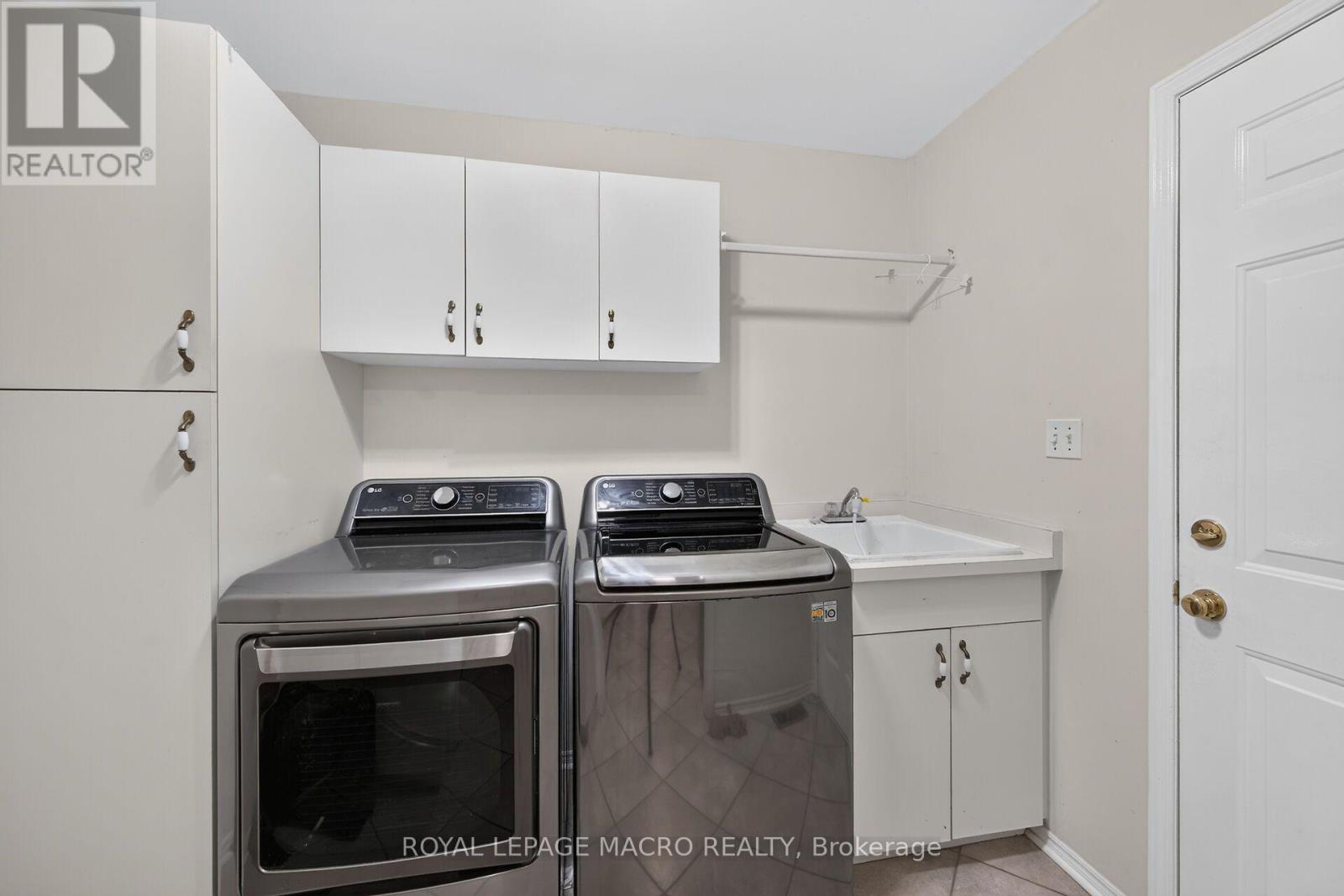 4 - 4108 Loganberry Court Property Photo 42