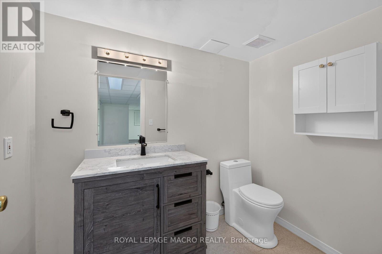 4 - 4108 Loganberry Court Property Photo 45