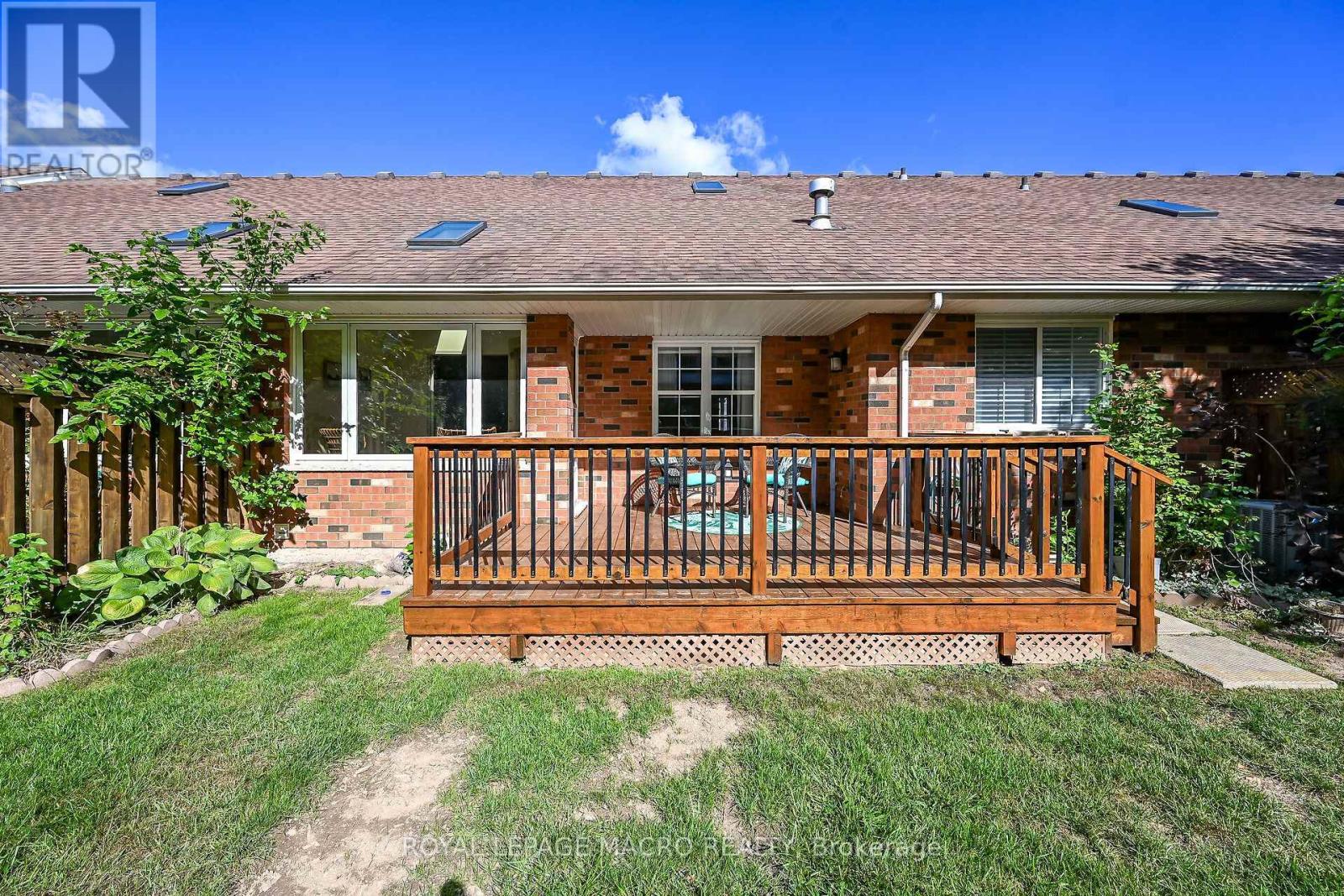 4 - 4108 Loganberry Court Property Photo 48