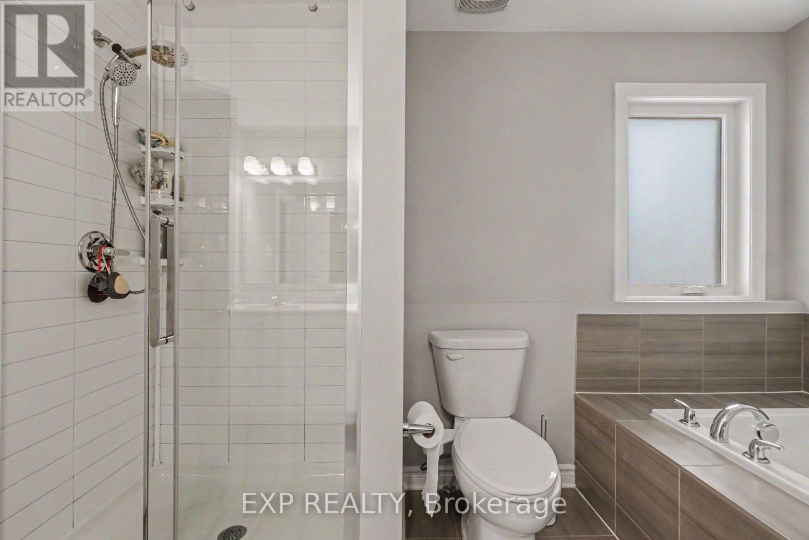719 Cashmere Terrace Property Photo 23