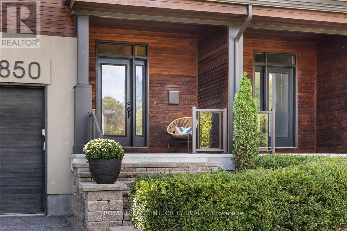 850 Tavistock Road Property Photo 2