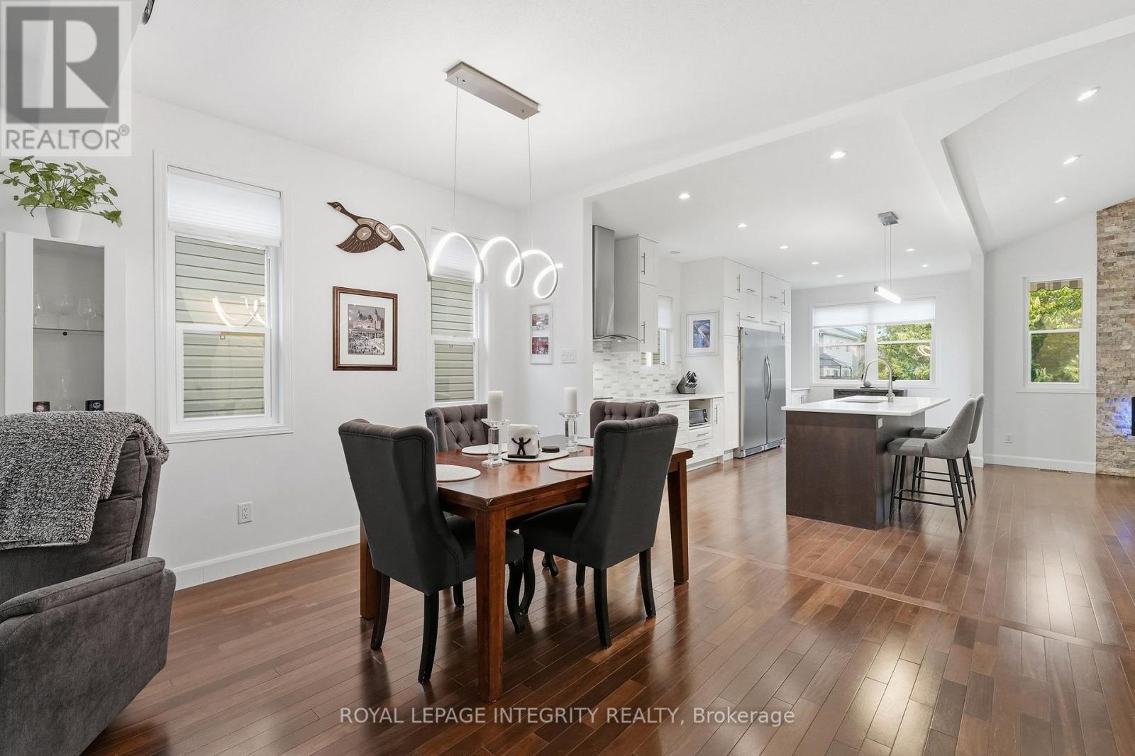 443 Landswood Way Property Photo 6