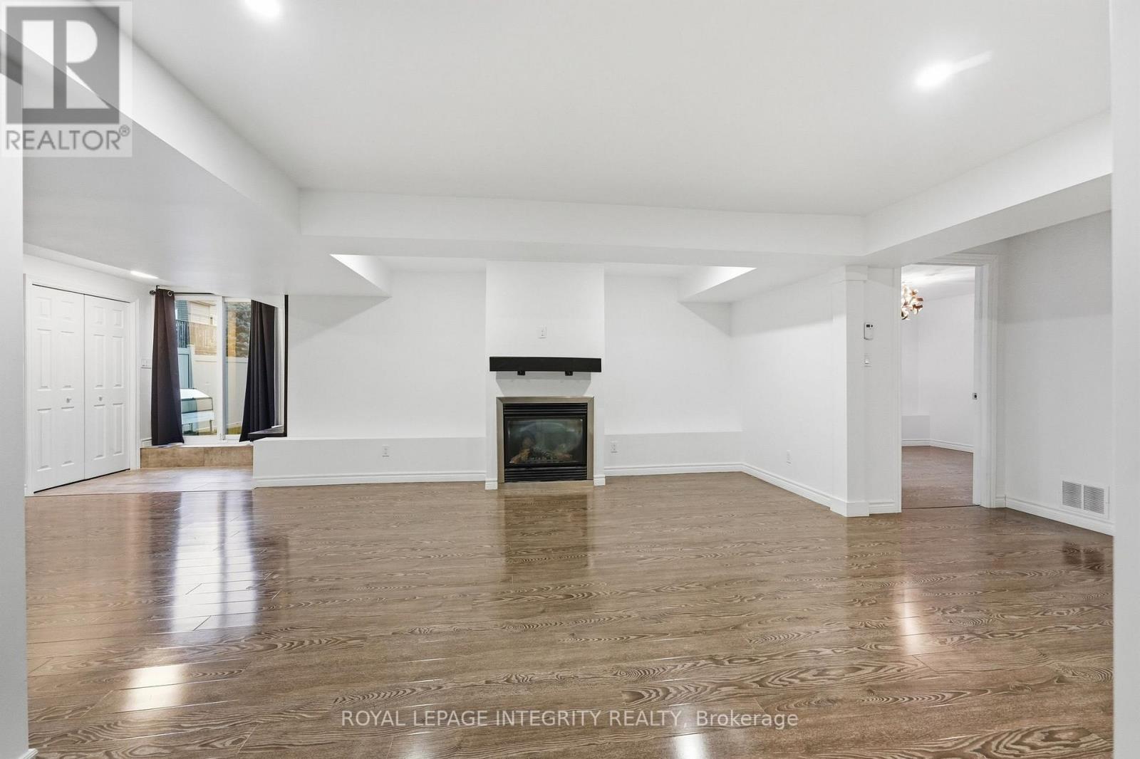 443 Landswood Way Property Photo 26