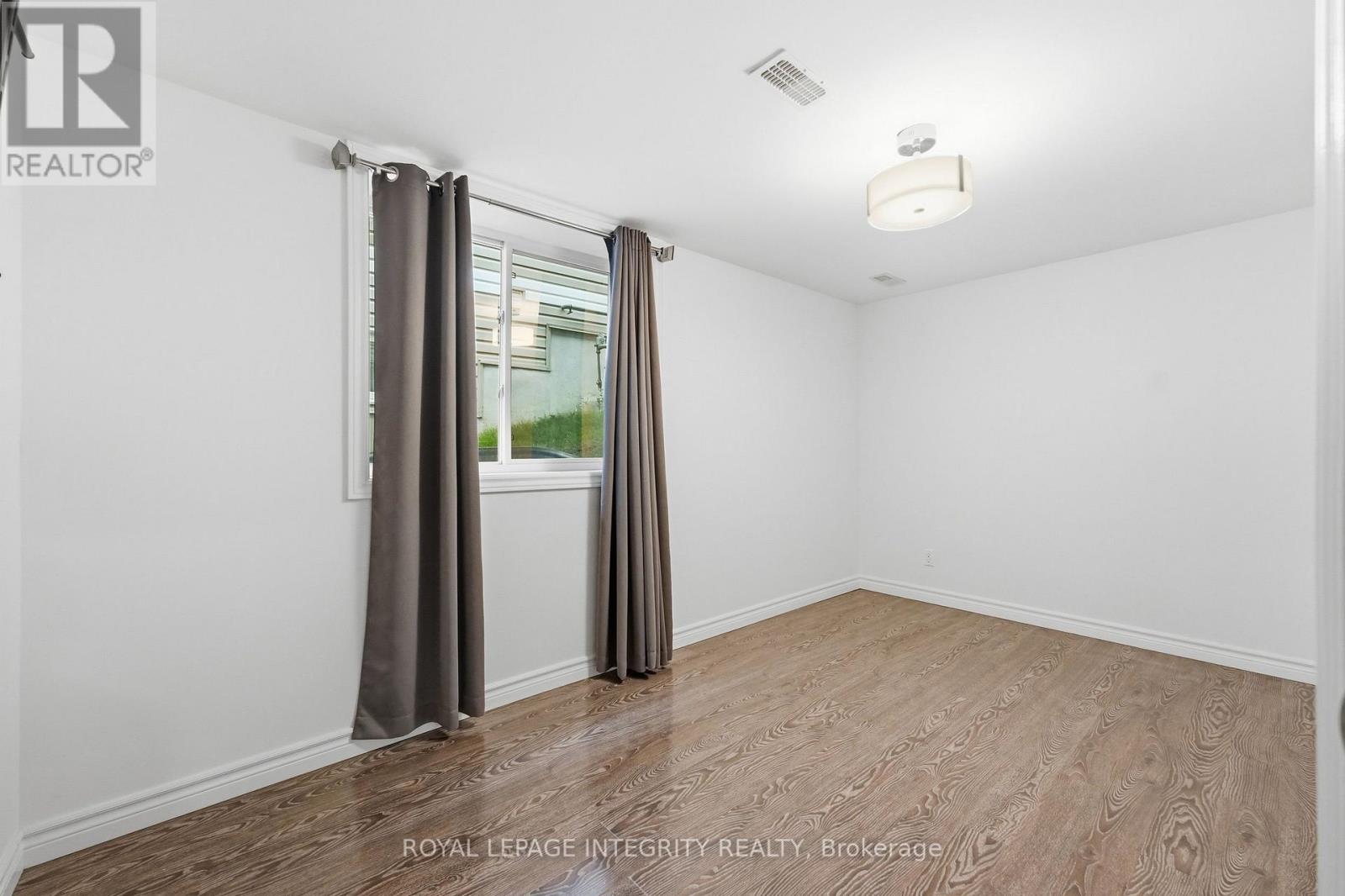 443 Landswood Way Property Photo 30