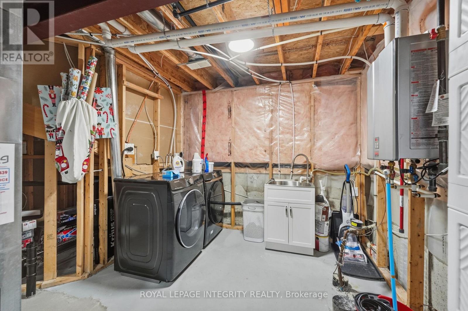 443 Landswood Way Property Photo 31