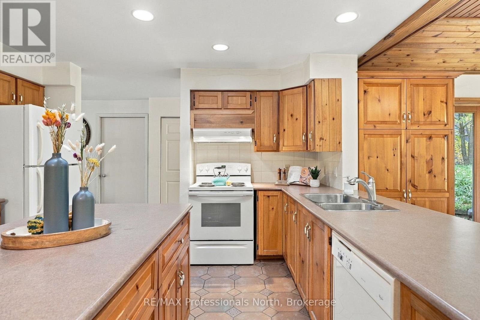 1164 Nicholls Road Property Photo 11