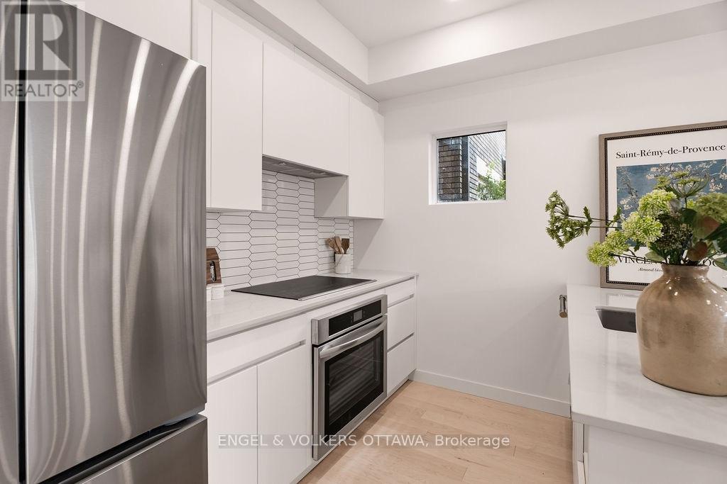 B - 49 Fairmont Avenue Property Photo 6
