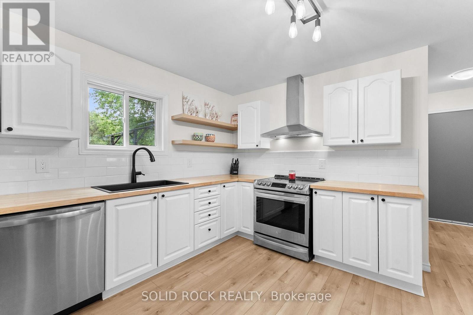 708 Mckenzie Avenue Property Photo 18