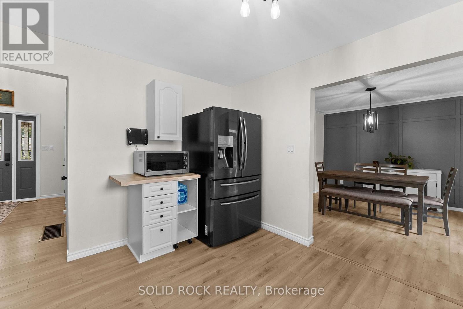 708 Mckenzie Avenue Property Photo 20