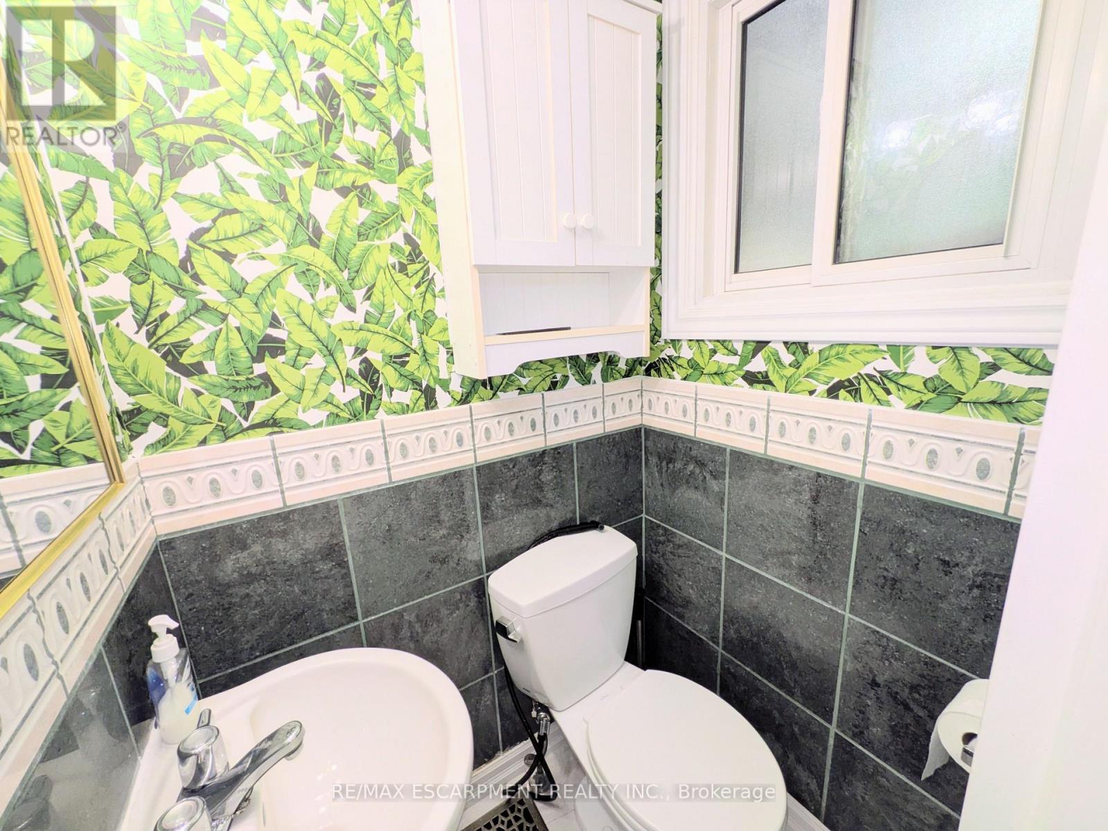 1 - 22 Riverdale Drive Property Photo 8