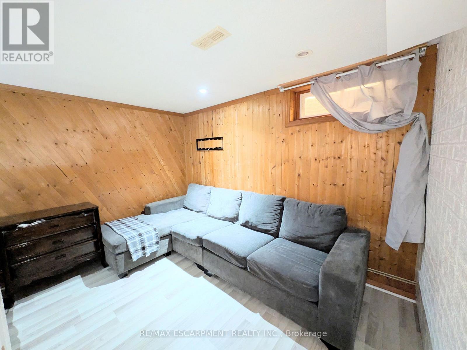 1 - 22 Riverdale Drive Property Photo 18