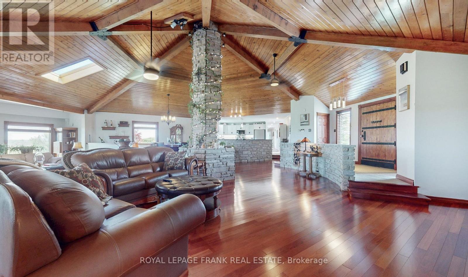 10 Cityview Heights Property Photo 12