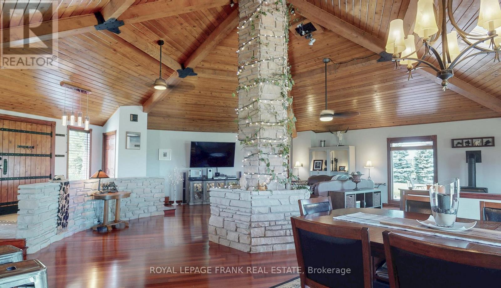 10 Cityview Heights Property Photo 13