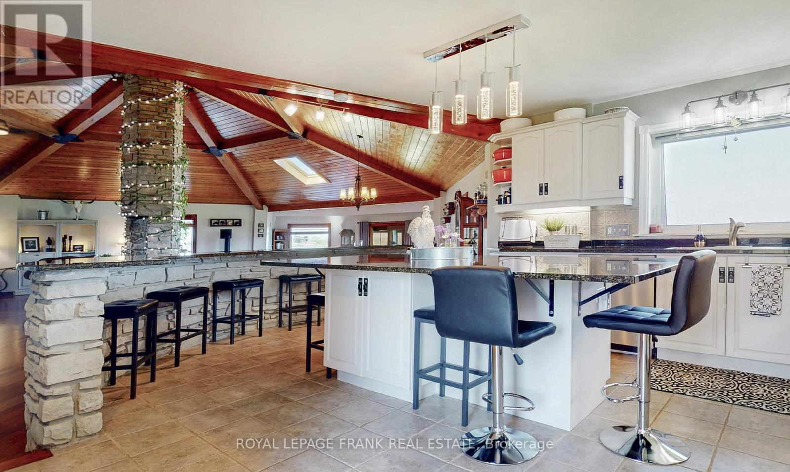 10 Cityview Heights Property Photo 21
