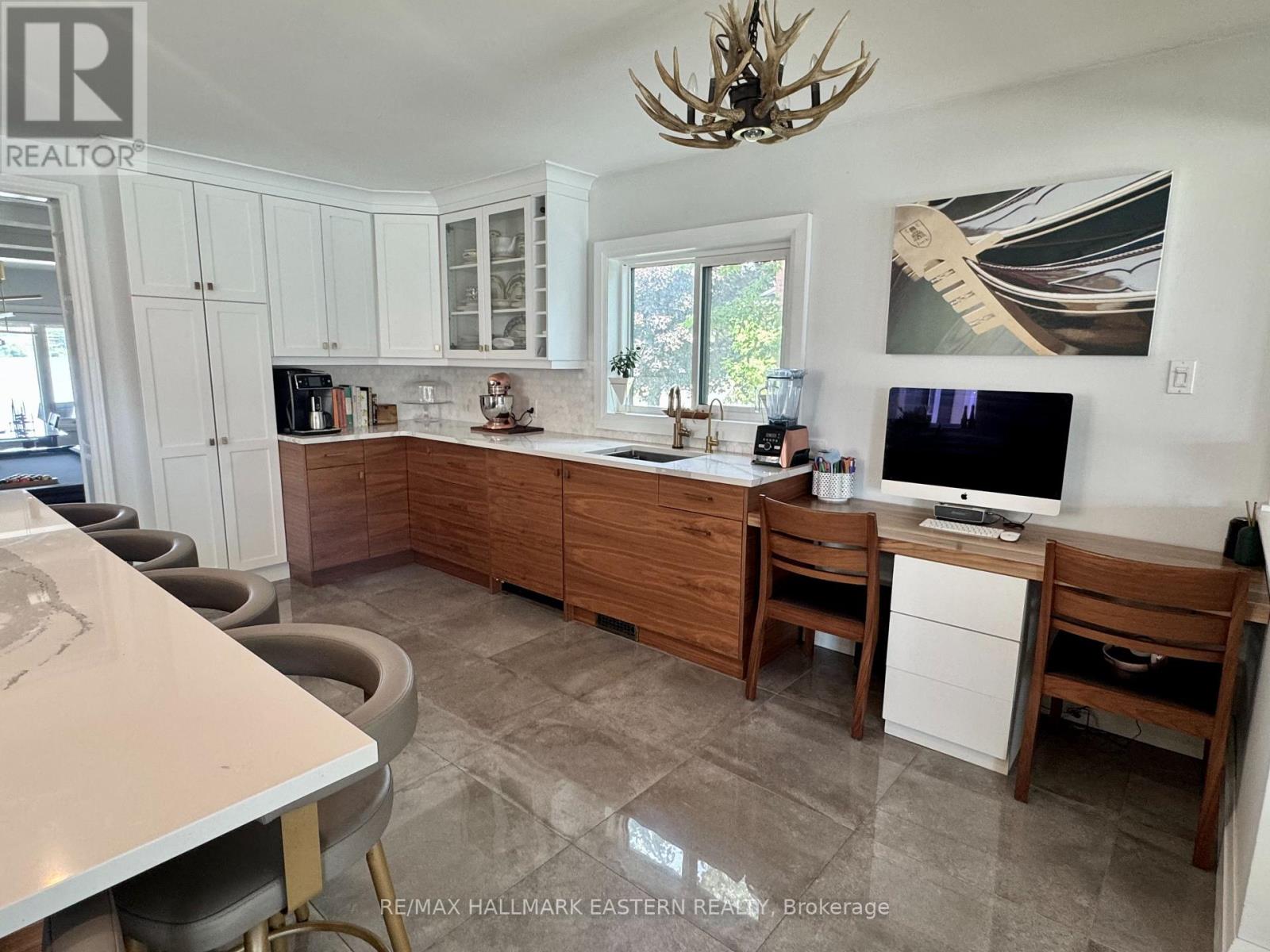 29 Crescent Street Property Photo 7