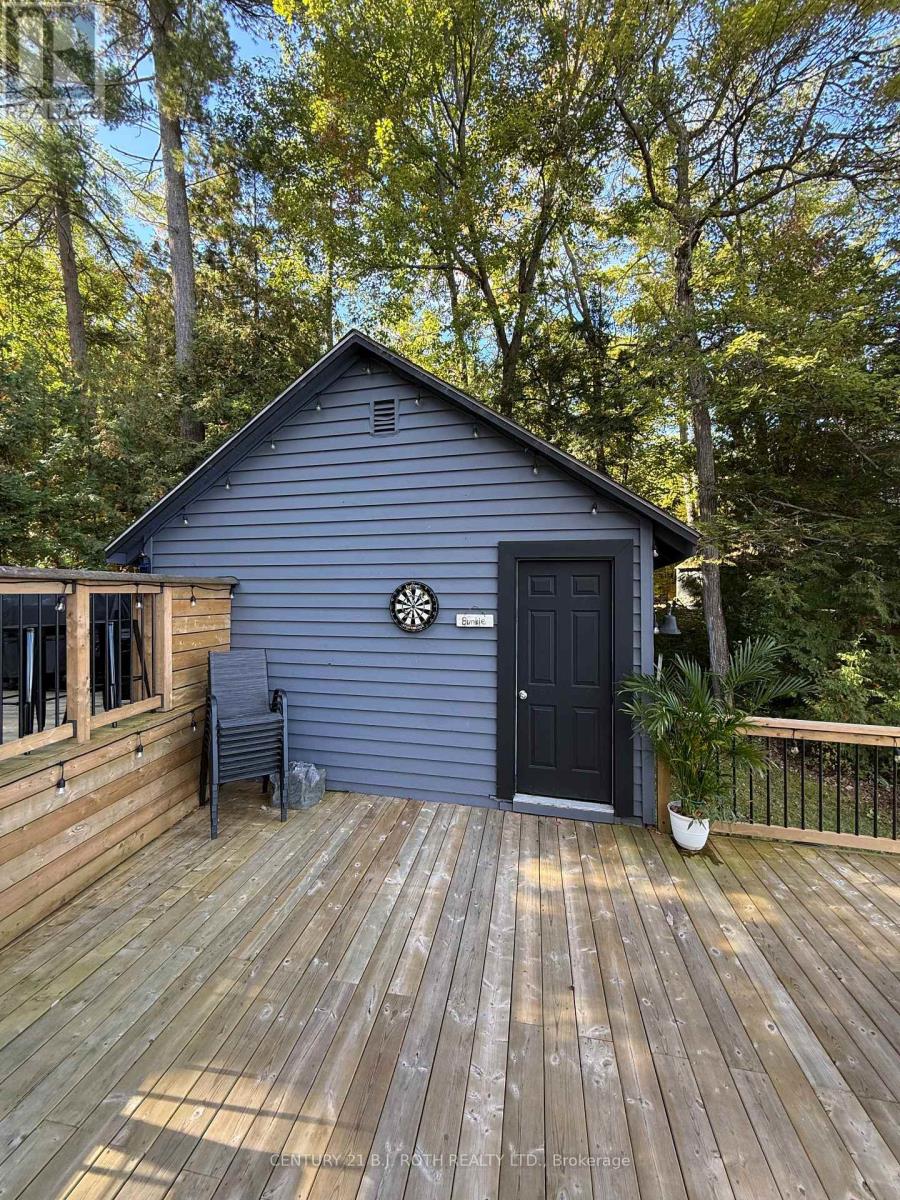 208 Lavalley Way Property Photo 18