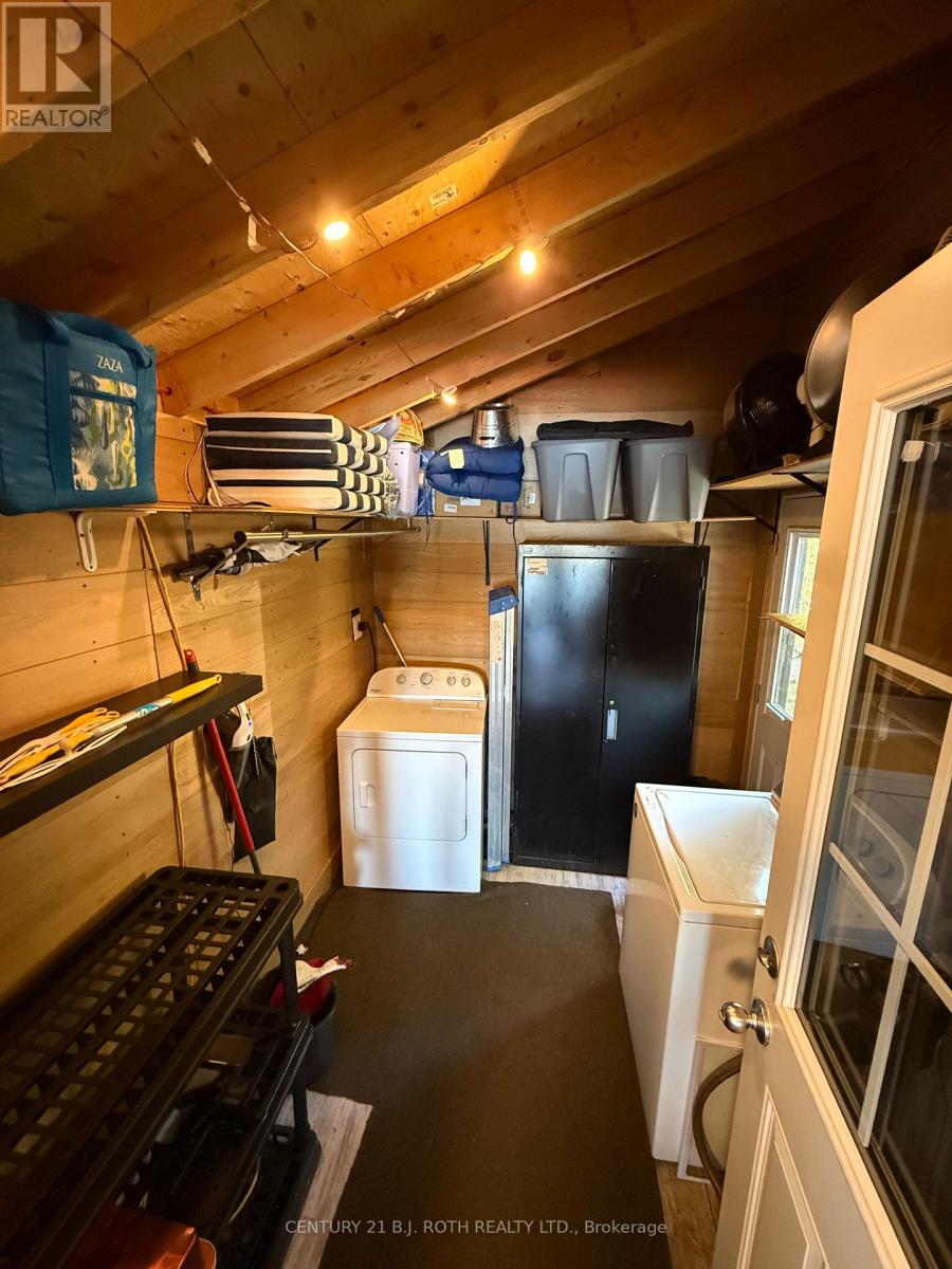 208 Lavalley Way Property Photo 25