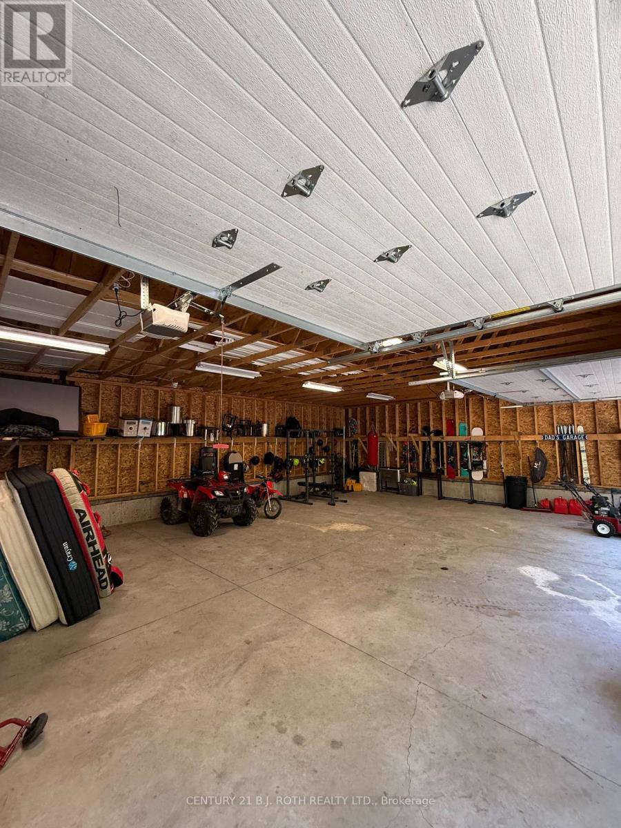208 Lavalley Way Property Photo 29