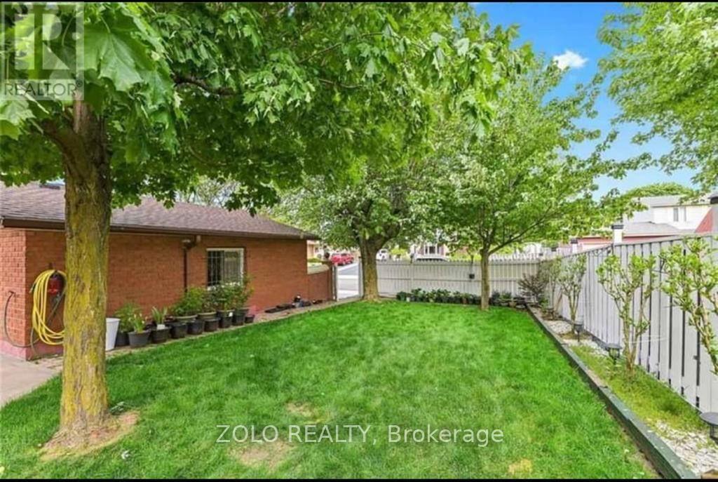 Lower - 1 Garrow Drive W Property Photo 3