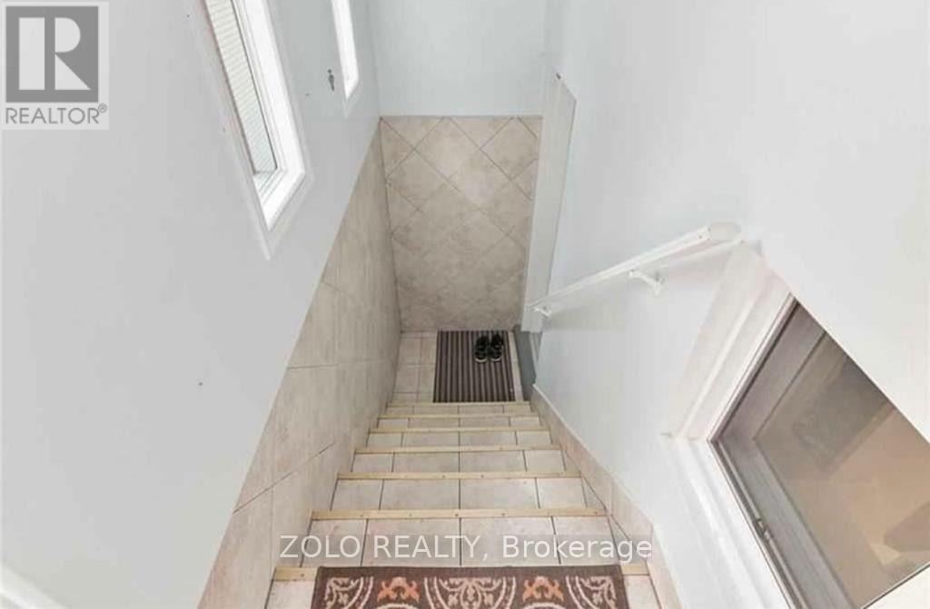 Lower - 1 Garrow Drive W Property Photo 5