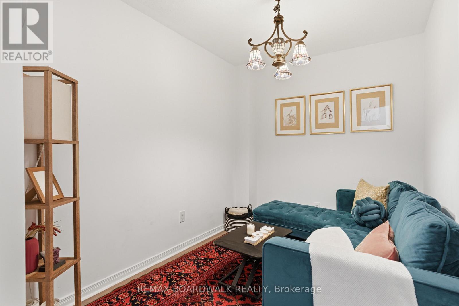 107 Caithness Private Property Photo 8