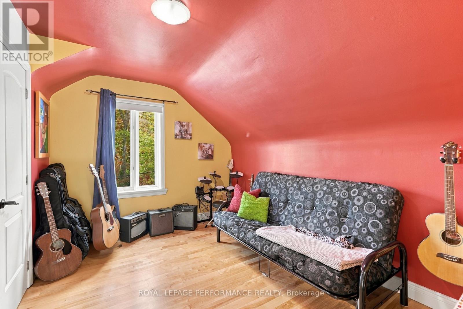 523 Gascon Street Property Photo 32