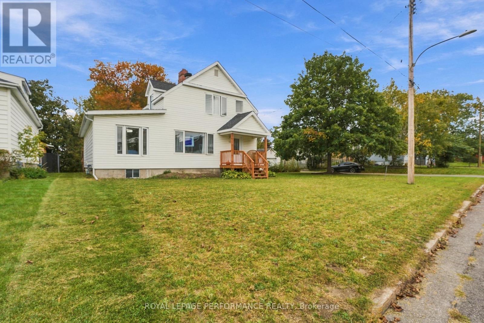 523 Gascon Street Property Photo 38