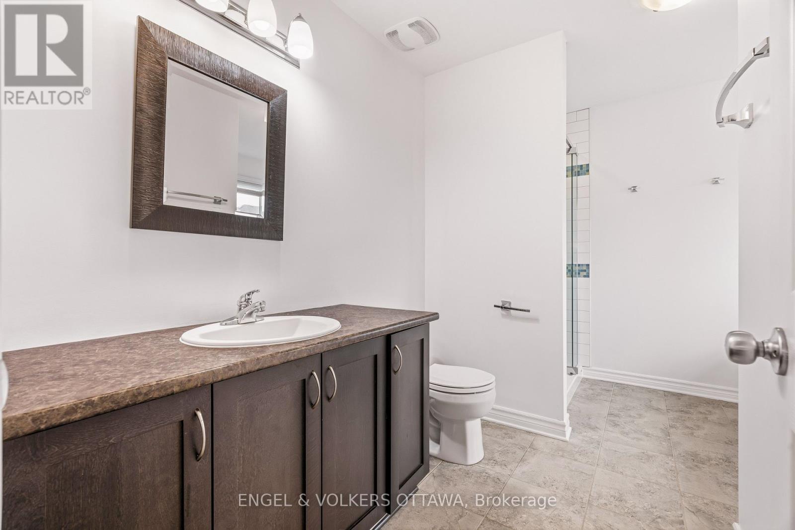 704 Wrangler Circle Property Photo 19