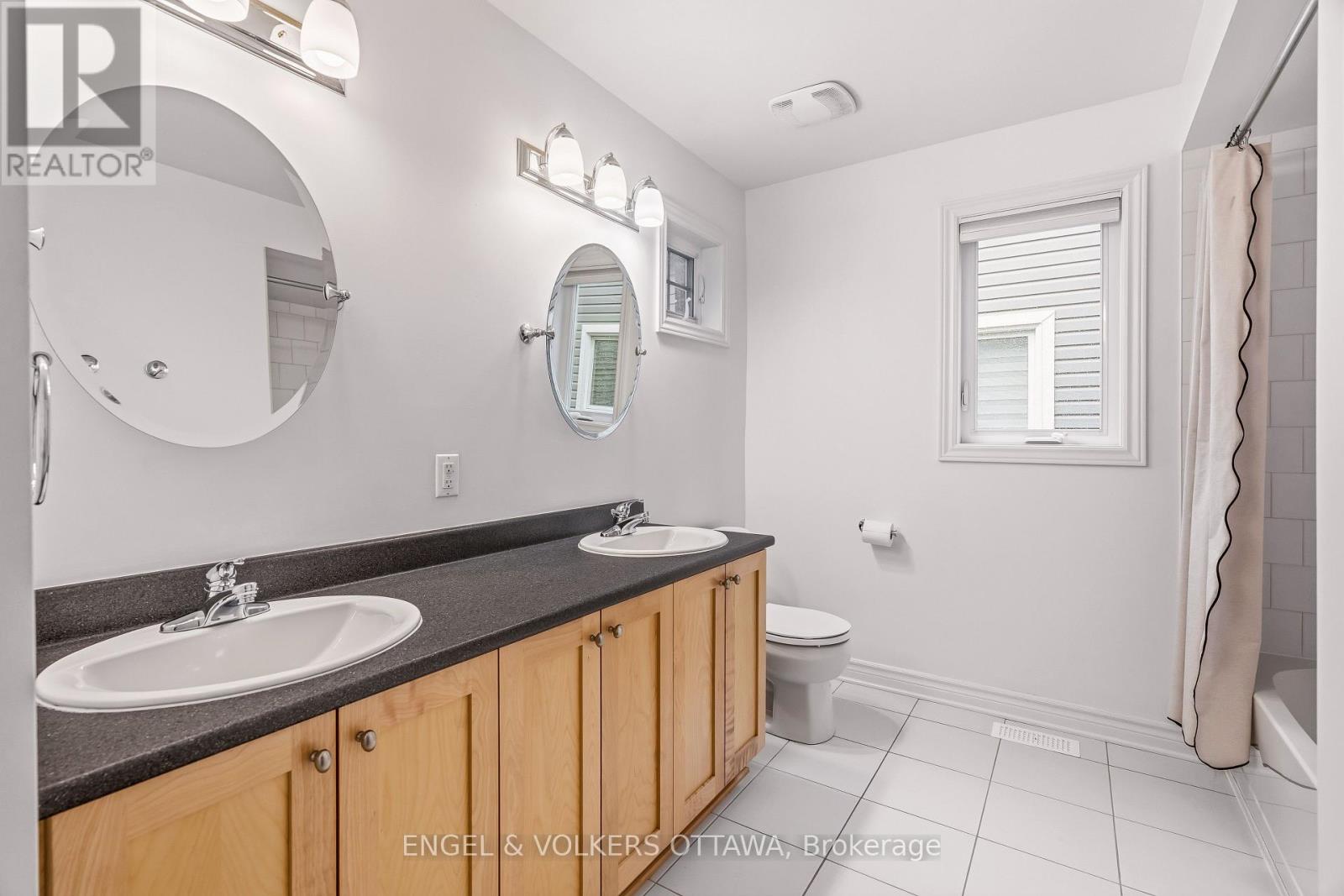 704 Wrangler Circle Property Photo 22