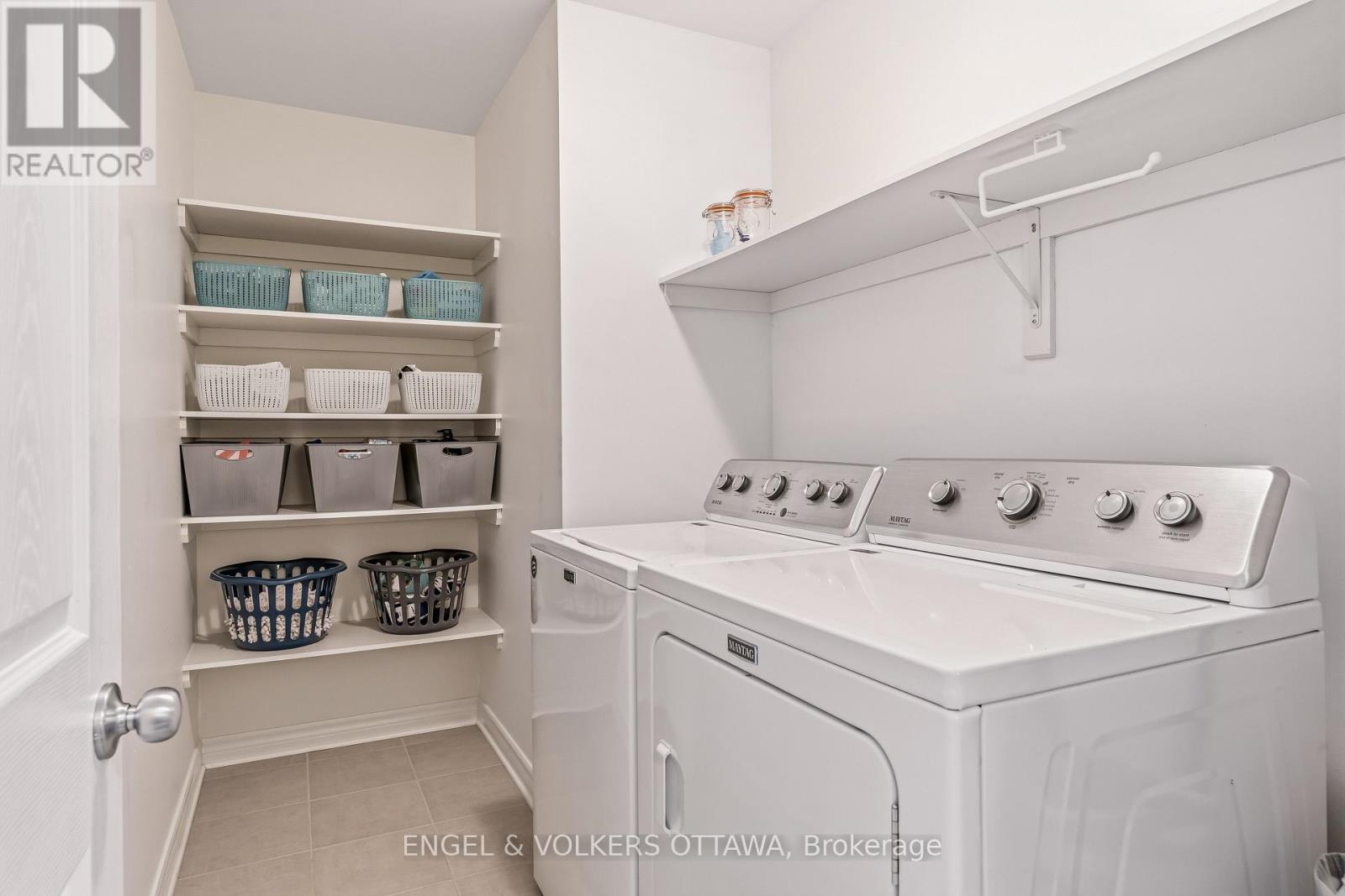 704 Wrangler Circle Property Photo 25