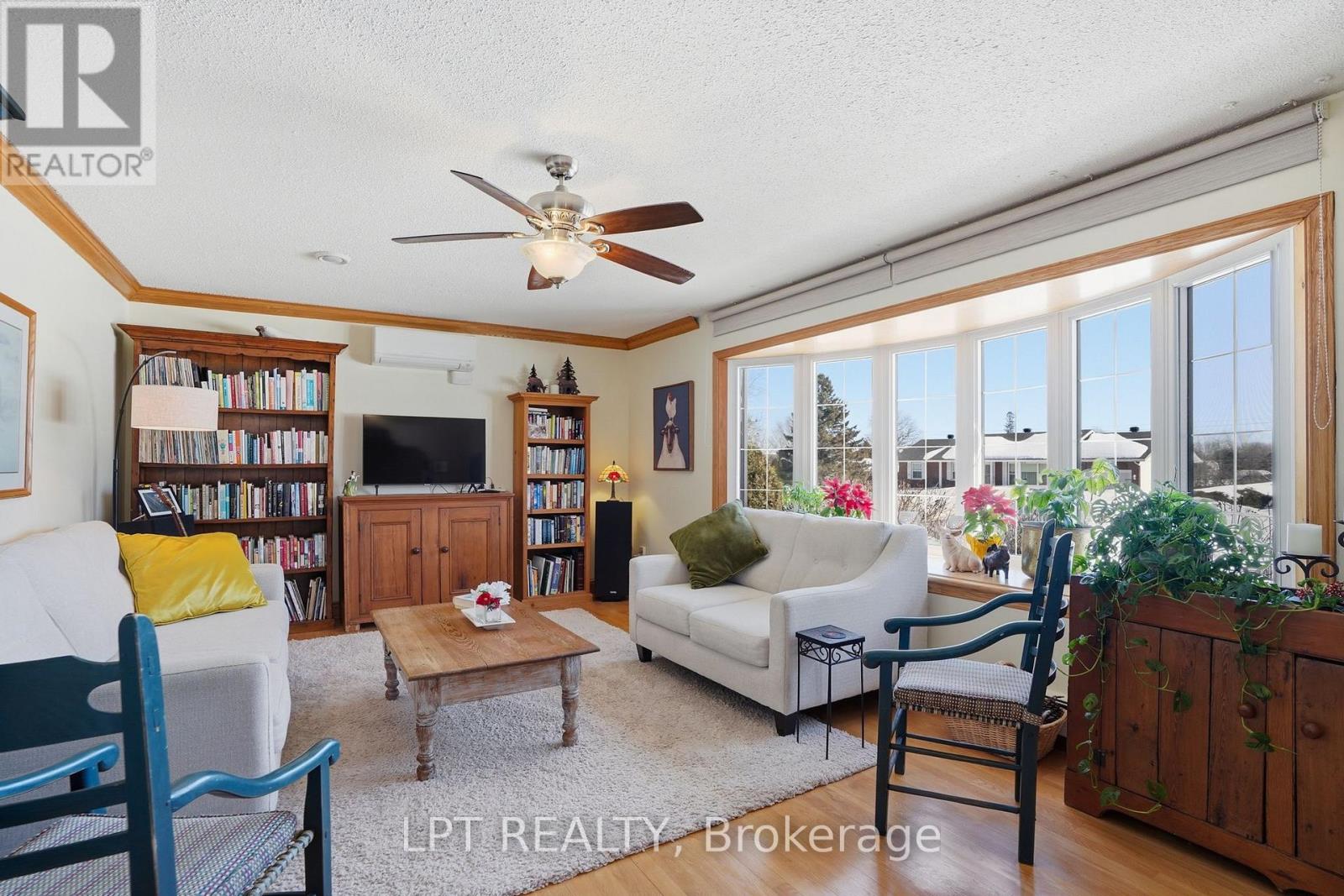 10 Orchard Street Property Photo 8