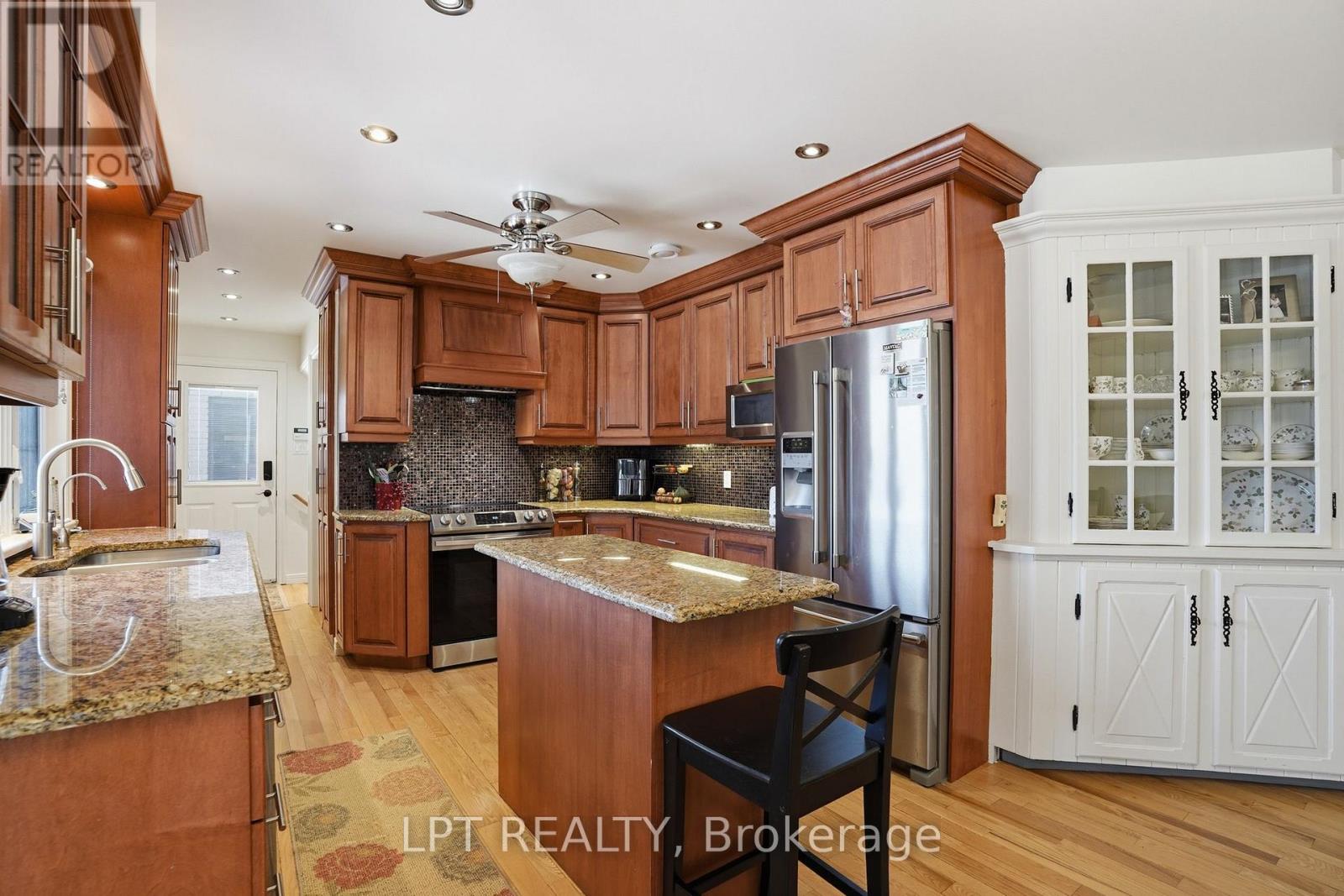 10 Orchard Street Property Photo 14