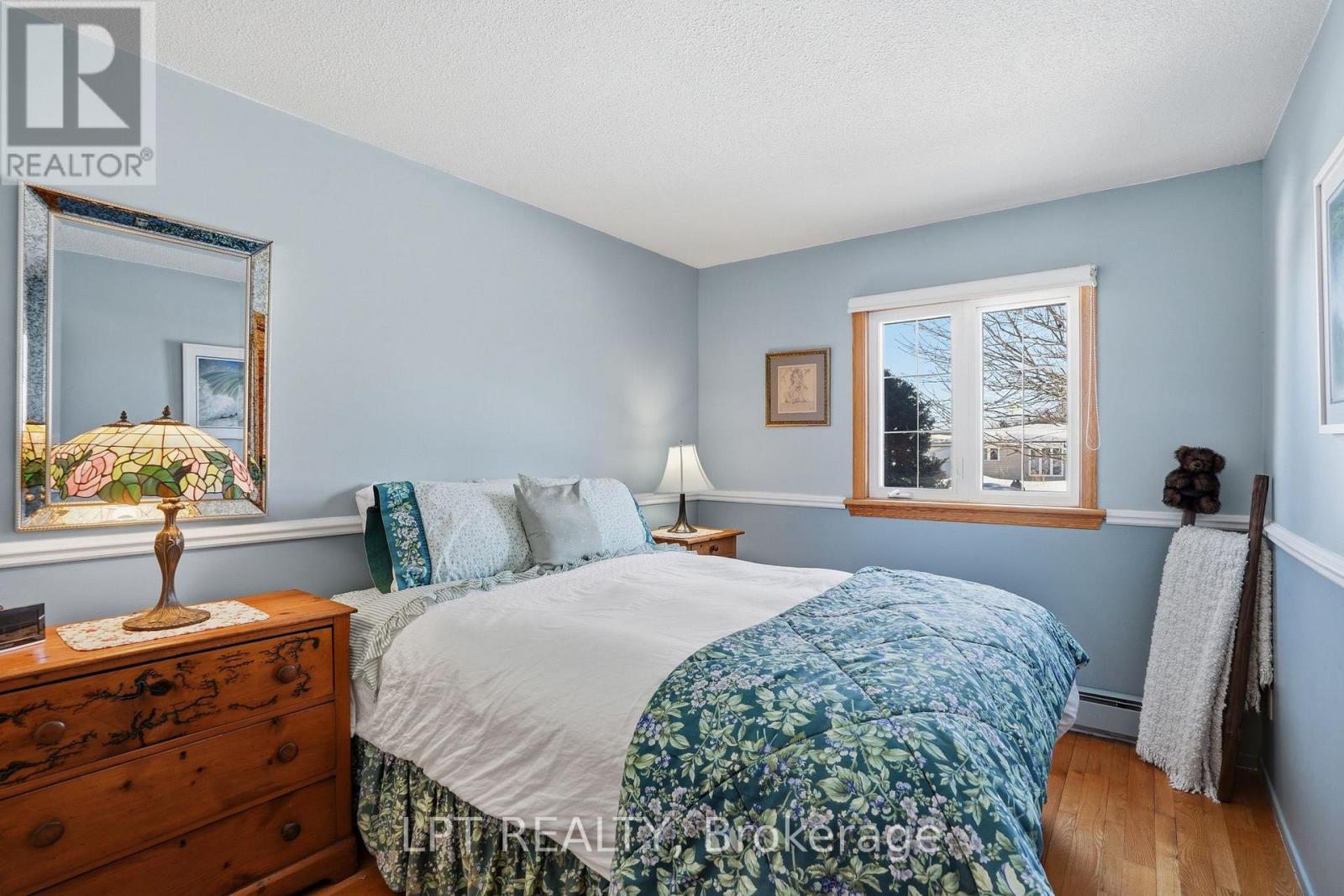 10 Orchard Street Property Photo 22