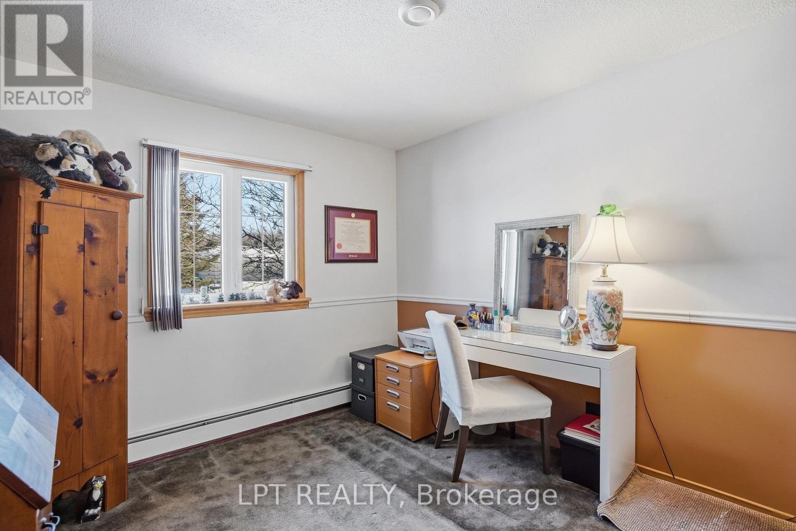 10 Orchard Street Property Photo 23