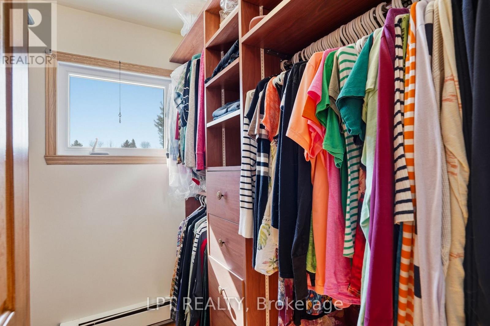 10 Orchard Street Property Photo 24