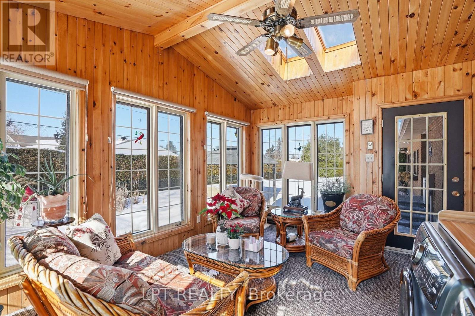 10 Orchard Street Property Photo 27