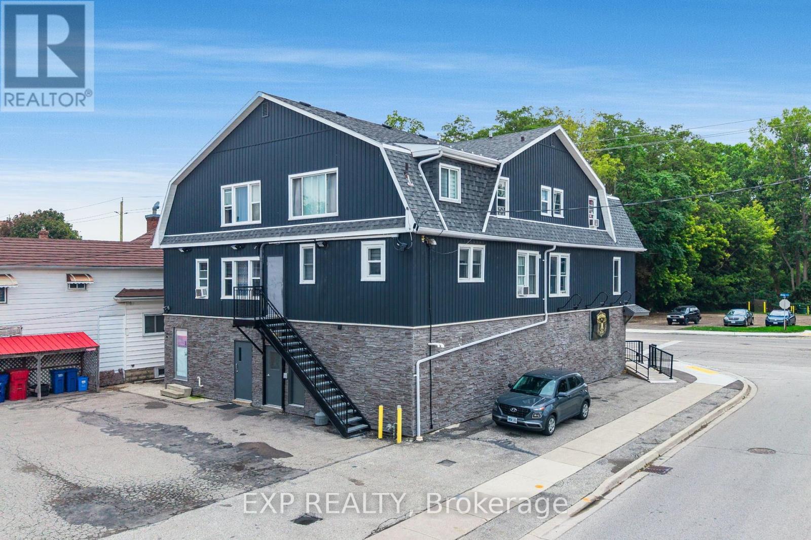 241 Grand Avenue E Property Photo 31